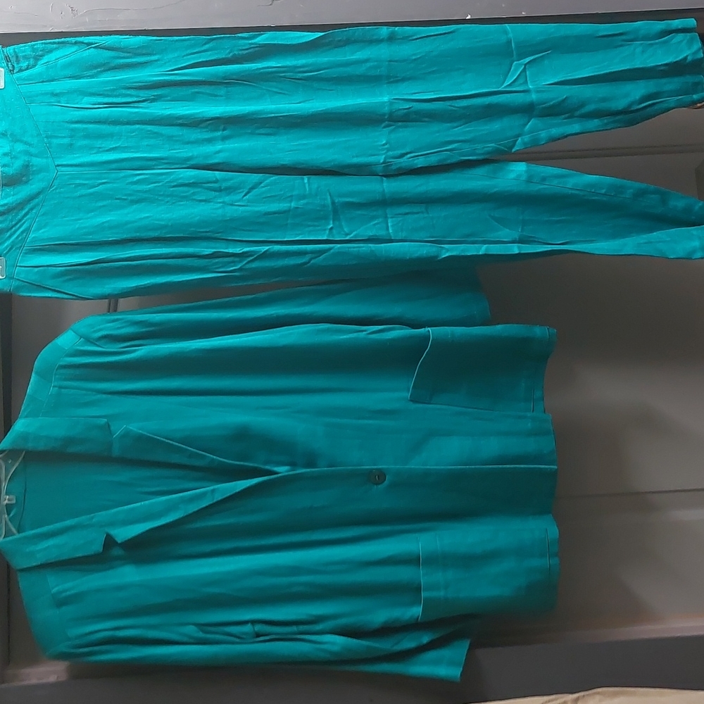 2 pc Pant Set Sz 10 Danielle  B